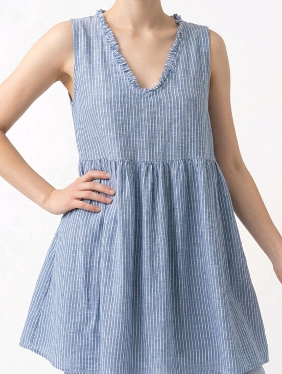 St. John's Bay Tops - St. John's Bay Blue and White Pin Stripe Tunic Dress Sz M Linen